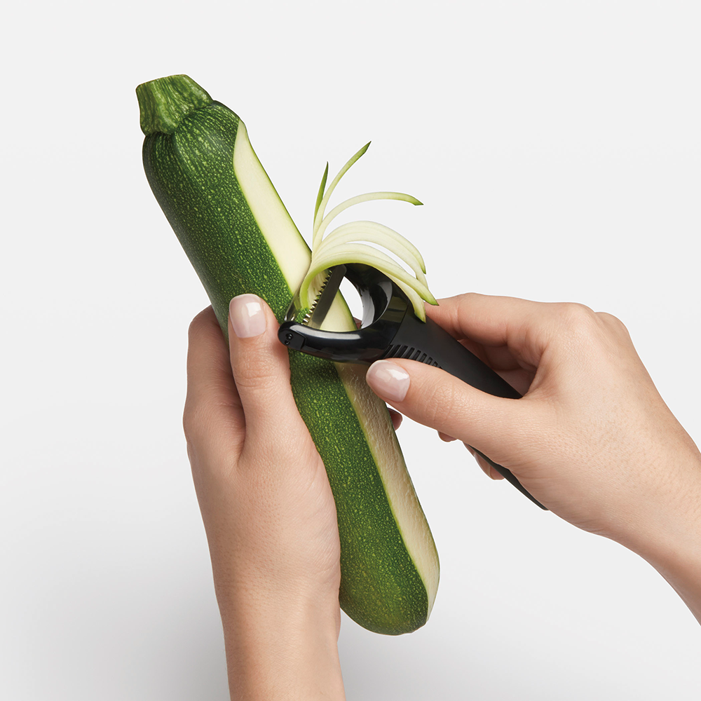 ที่ปอกผักผลไม้ แบบเส้น | OXO GG Julienne Peeler