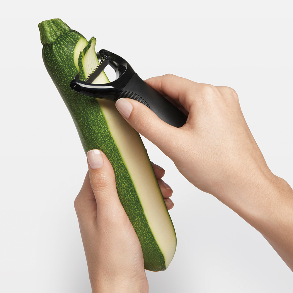 ที่ปอกผักผลไม้ แบบเส้น | OXO GG Julienne Peeler