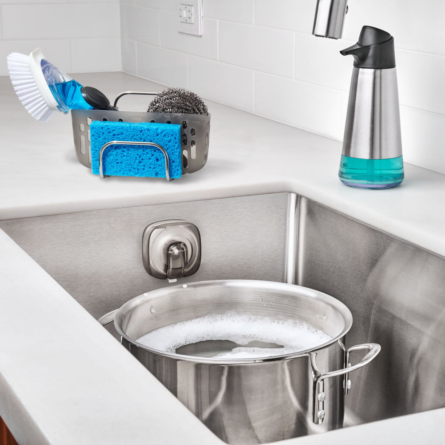 ที่วางฟองน้ำแขวนฝาผนัง ขนาดใหญ่ l OXO GG Strong Hold Suction Sink Caddy