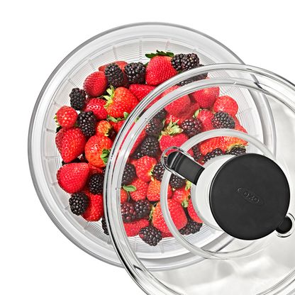 สลัดสปินเนอร์ ขนาดเล็ก ที่สลัดน้ำออกจากผัก | OXO Little Salad & Herb Spinner