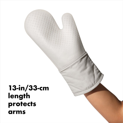 ถุงมือซิลิโคนกันร้อน สีขาว 1 ชิ้น  l OXO GG Silicone Oven Mitt Oat