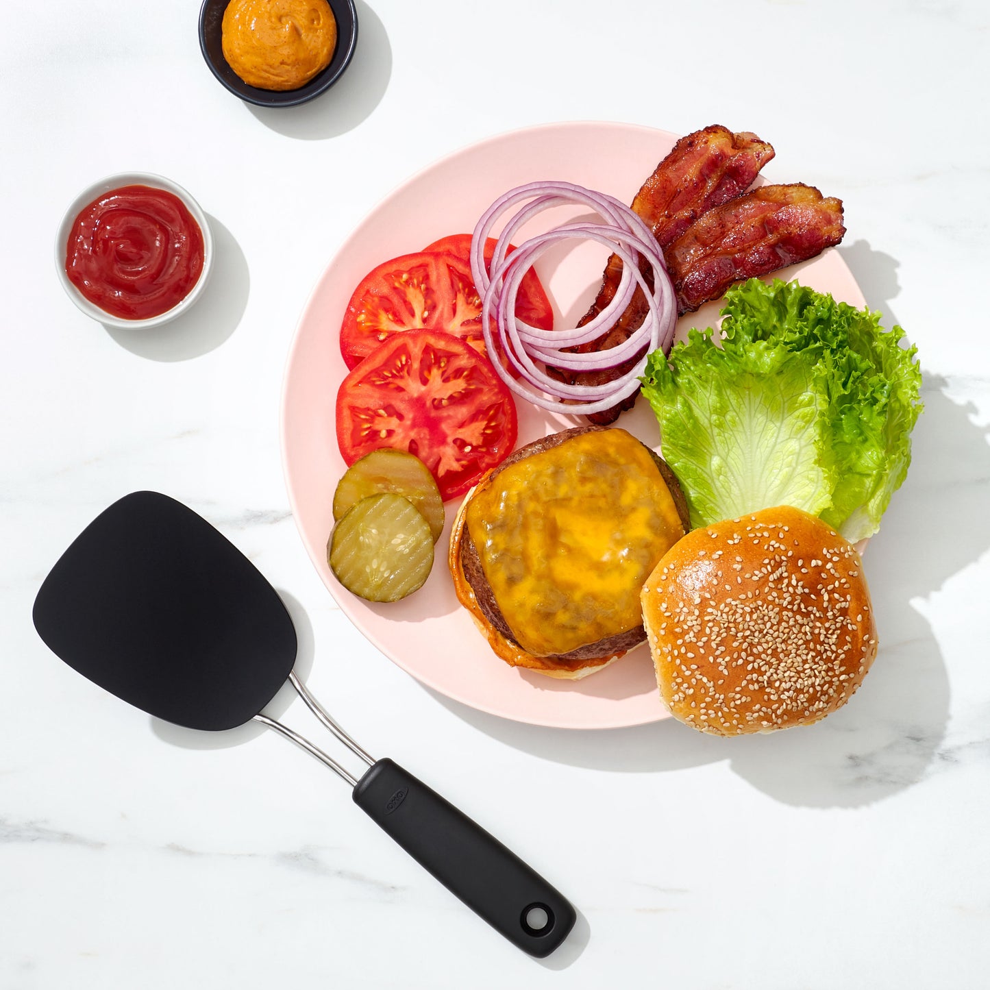 ตะหลิวไนลอน รุ่นเฟลกซิเบิล เทอร์เนอร์ สีดำ l OXO GG Nylon Flexible Turner Black