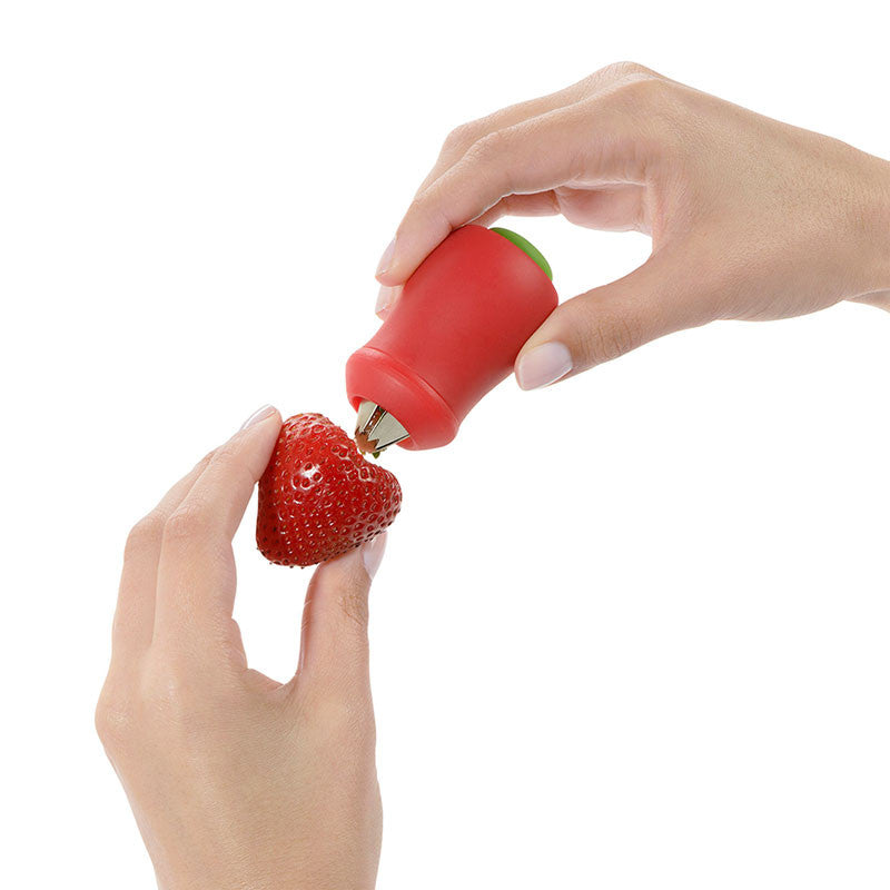 ที่ดึงแกนสตอเบอรี่ | OXO GG Strawberry Huller