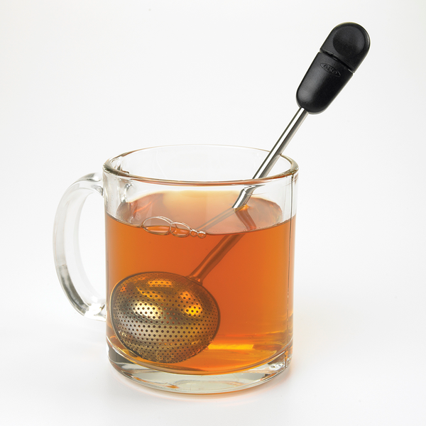 ช้อนกลมสำหรับต้มชา | OXO GG Twisting Tea Ball