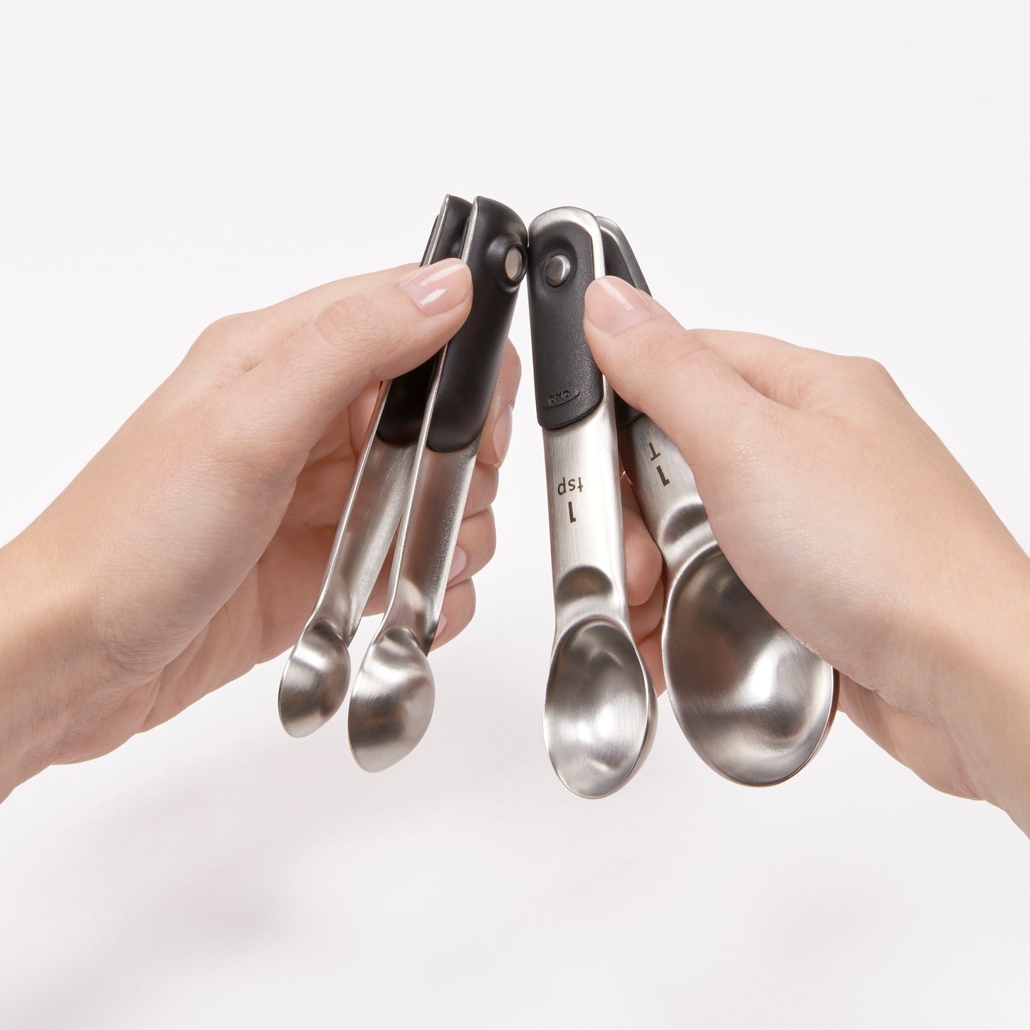 ช้อนตวงสแตนเลส สตีล 4 ชิ้น l OXO GG Stainless Steel Measuring Spoons with Magnetic