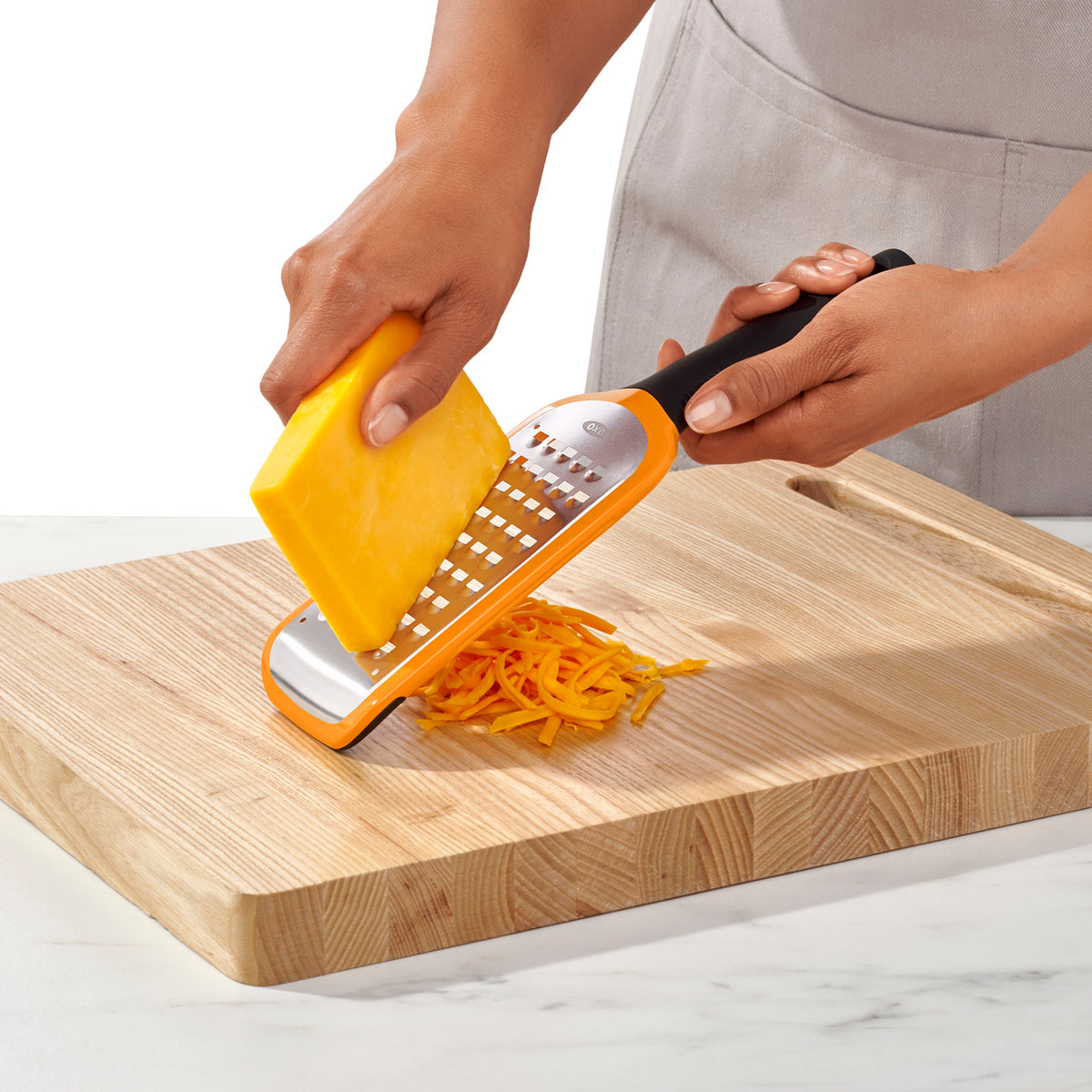 ที่ขูดชีส ขนาดใหญ่ แบบหยาบ l OXO GG Etched Coarse Grater