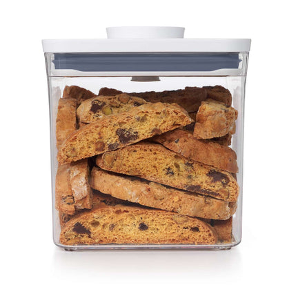 กล่องสูญญากาศใส่อาหาร สี่เหลี่ยมจัตุรัส ขนาดใหญ่ 2.6 ลิตร /2 kg. l OXO GG POP CONTAINER BIG SQUARE - SHORT (2.6 L)