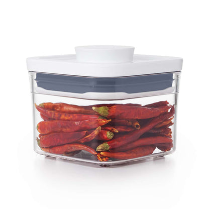 กล่องสูญญากาศใส่อาหาร  สี่เหลี่ยมจัตุรัส ขนาดเล็ก 0.4 ลิตร/ 0.3 kg. l OXO GG POP CONTAINER SMALL SQUARE - MINI (0.4 L)