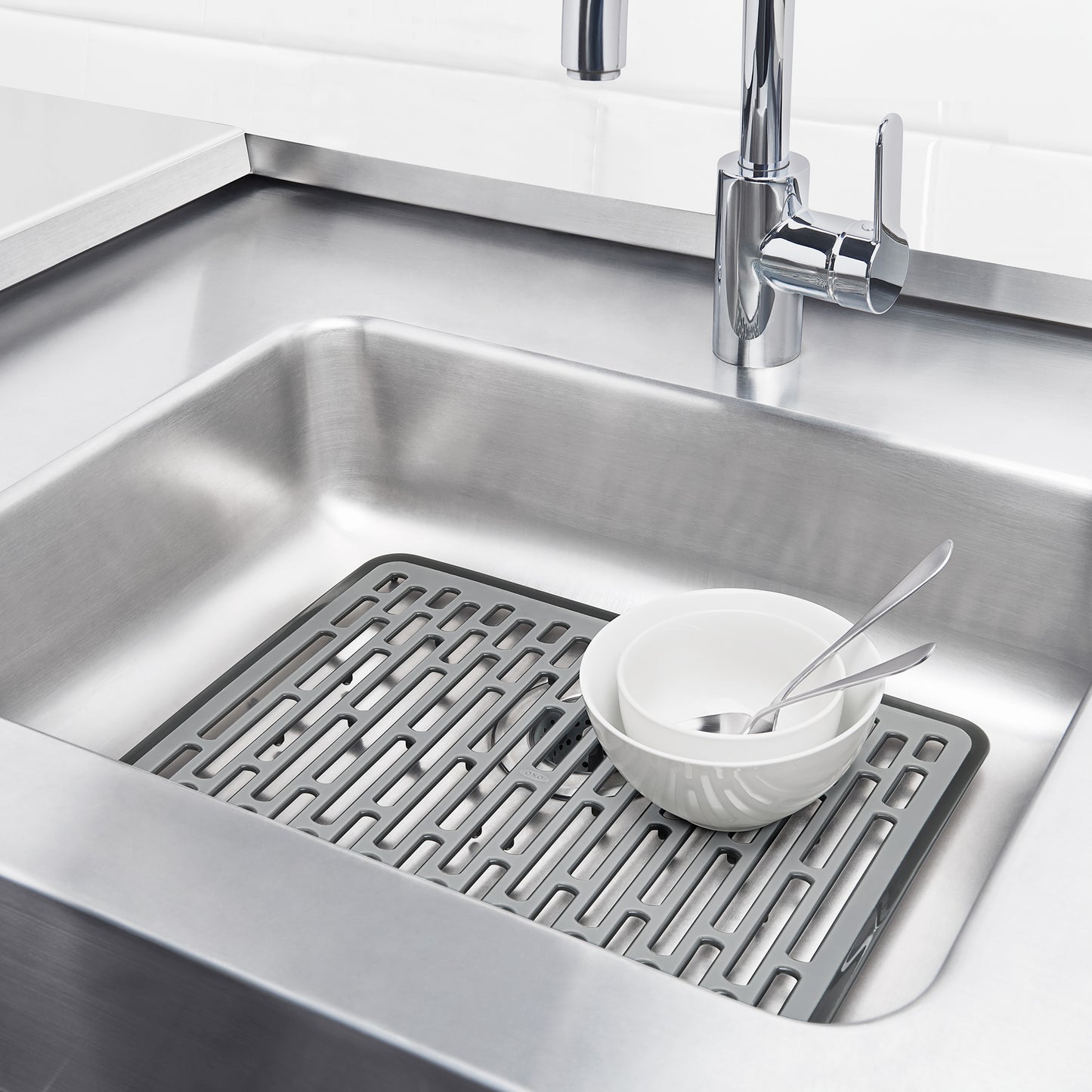 แผ่นรองซิงค์ ซิลิโคน อ่างล้างจาน ขนาดใหญ่ l OXO GG Sink Mat Large