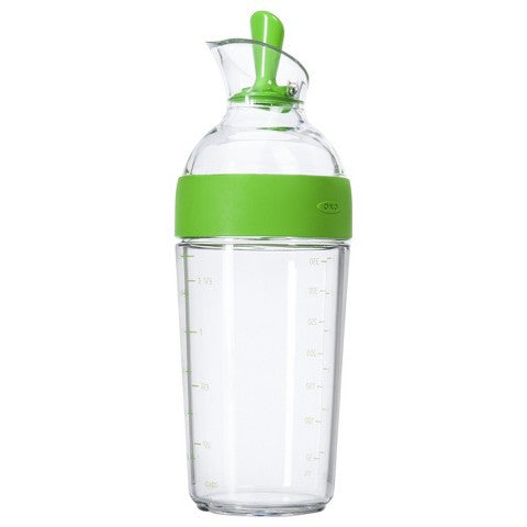 ขวดผสมน้ำสลัด สีเขียว l OXO GG Little Salad Dressing Shaker Green