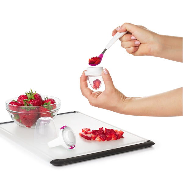 จุกซิลิโคนป้อนอาหารเด็ก สีชมพู l OXO Tot Teething Feeder Pink