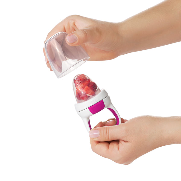 จุกซิลิโคนป้อนอาหารเด็ก สีชมพู l OXO Tot Teething Feeder Pink