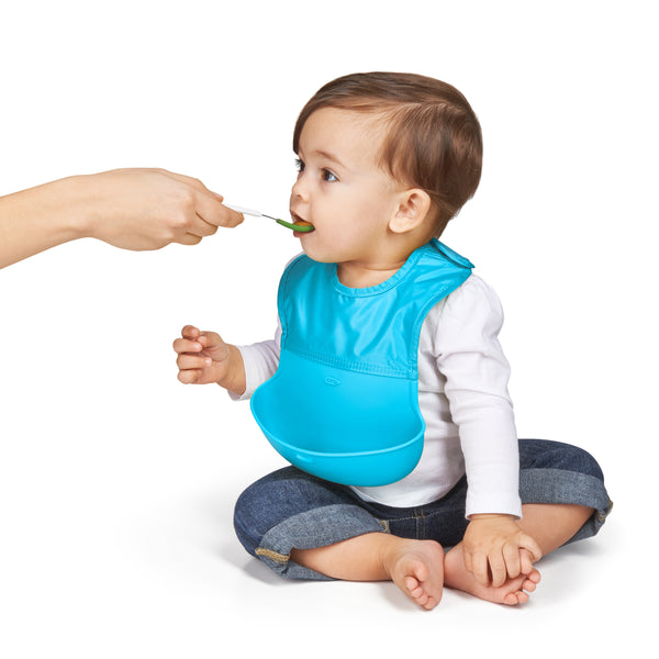 ผ้ากันเปื้อนเด็ก สีฟ้า | OXO Tot Roll-Up Bib Aqua