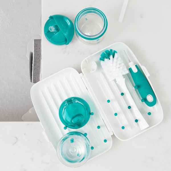 แปรงล้างขวดนม แบบพกพา สีฟ้าน้ำทะเล | OXO Tot on-the-go drying rack & bottle brush teal